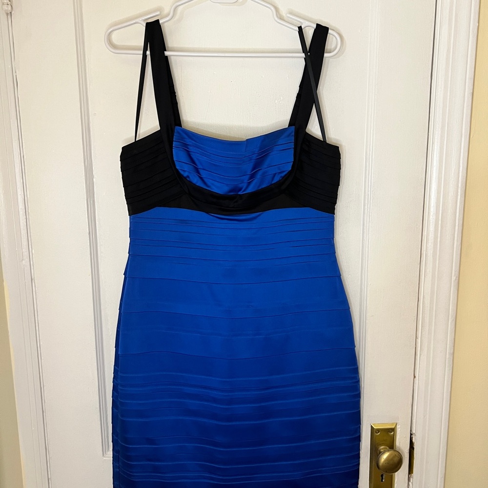 BCBGMaxAzria Ribbed Blue and Black Bodycon Mini Dress